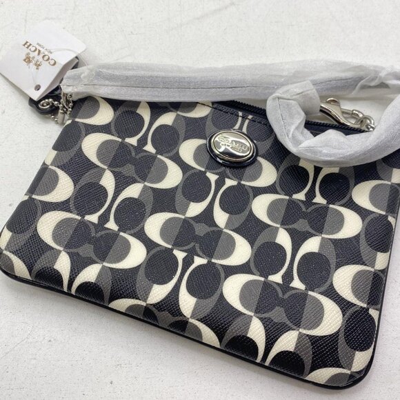 NWT Coach Peyton Dream C Small Wristlet - Picture 1 of 10